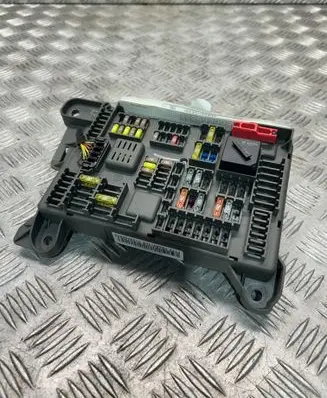 BMW X5 E70 Fuse module 6931687
