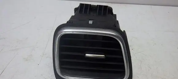 Volkswagen Eos Dashboard side air vent grill/cover trim 1Q0819704G