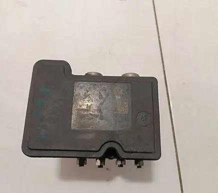 Volkswagen Transporter - Caravelle T5 ABS Pump 7H0614117A 7H0907379S