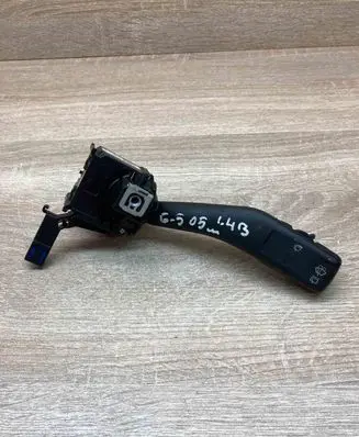Volkswagen Touran I Wiper control stalk 1K0953519