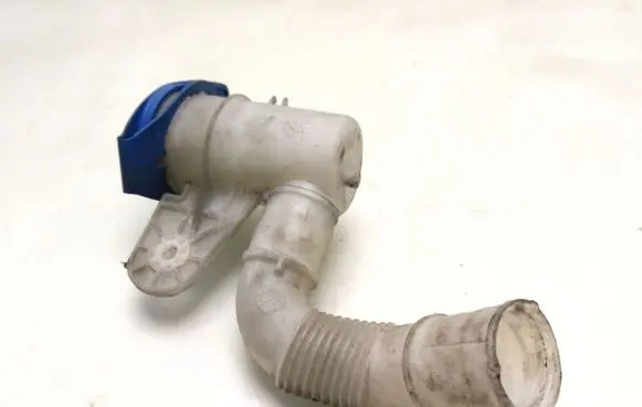 Volkswagen Touran I Window washer liquid tank fill tube 1K0955455