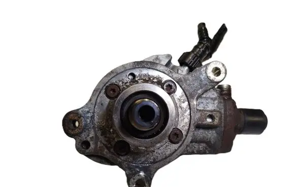 Ford Transit Courier Fuel injection high pressure pump HG9Q9B395AA 000696