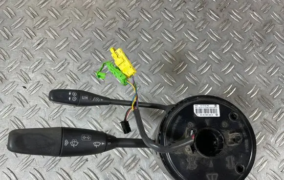 Mercedes-Benz E W211 Wiper turn signal indicator stalk/switch A2115400845
