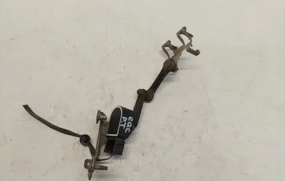 Mercedes-Benz EQC Headlight/headlamp level sensor A0009053704JLK01