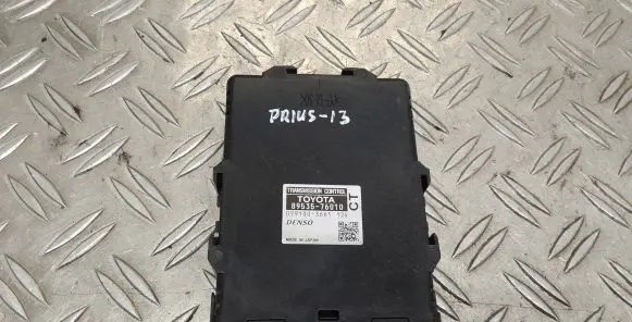Toyota Prius (XW30) Gearbox control unit/module 8953576010