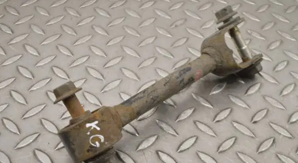 Lexus IS III XE30 Rear upper control arm/wishbone