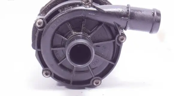 Volkswagen PASSAT B8 Electric auxiliary coolant/water pump 04L965567 0392024003