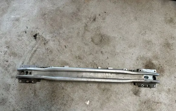 Volvo XC60 Front bumper cross member 3142022