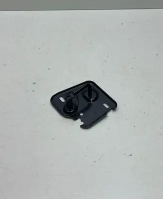 Audi Q2 - Engine bonnet/hood lock/latch loop/hook 81A823186A 4921