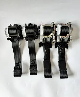 Porsche Macan (95B) Set of seat belts 95B857705 95B857706 95B857805