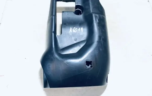 Ford Focus Steering wheel column trim 4m513533a 4m51-3533-a