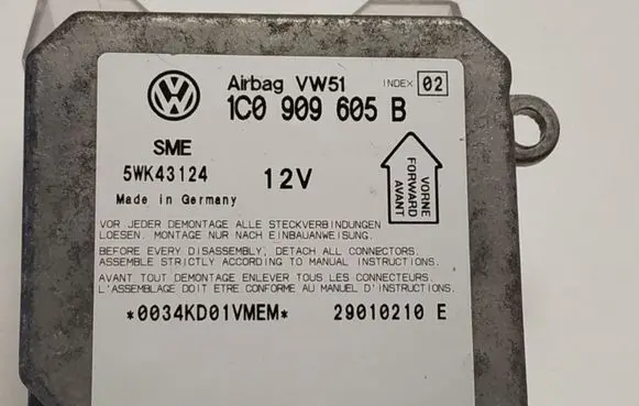 Volkswagen PASSAT B5.5 Airbag control unit/module 1C0909605B