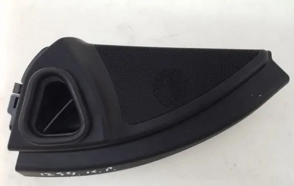 Mercedes-Benz ML W164 Other front door trim element A1647201770
