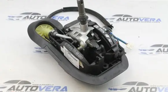 BMW 3 E90 E91 Gear shifter/selector 9159750
