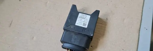 Audi A3 S3 8V Fuel injection pump control unit/module 5Q0906093 H100009 141111306724