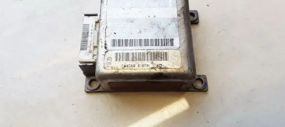 Audi A4 S4 B5 8D Airbag control unit/module 8A0959655A 0285001086