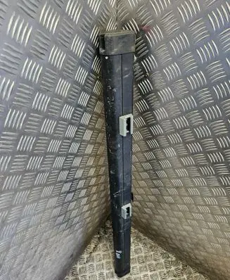Volkswagen PASSAT B6 Parcel shelf load cover 