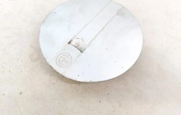 Volkswagen Jetta II Original wheel cap 191601149D
