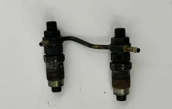 Aixam City I Fuel injectors set 
