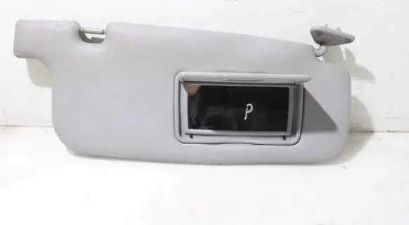 Mitsubishi Outlander Sun visor clip/hook/bracket 