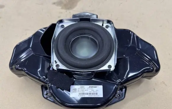 Audi A8 S8 D4 4H Subwoofer speaker 4H0035297 3168510010 617021