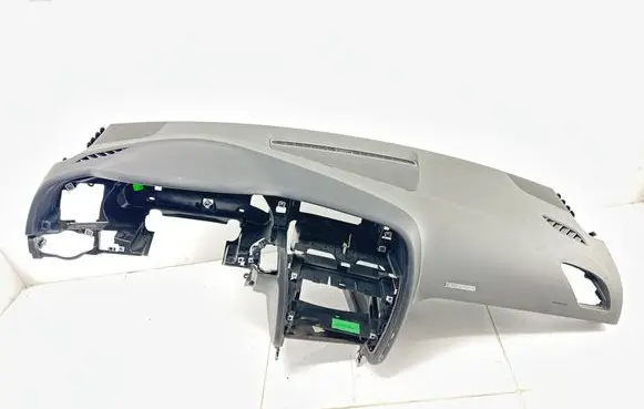 Audi A5 8T 8F Dashboard 8T1857033 00101118710