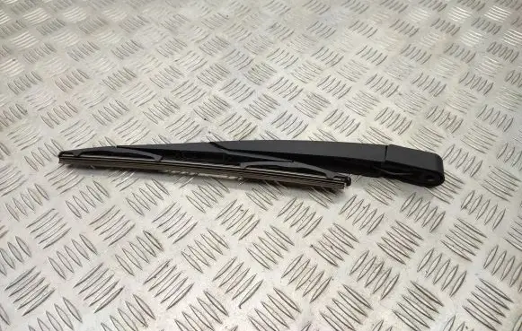 Nissan Qashqai Rear wiper blade arm