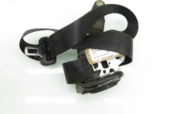 Mercedes-Benz Vito Viano W639 Front seatbelt 601384100