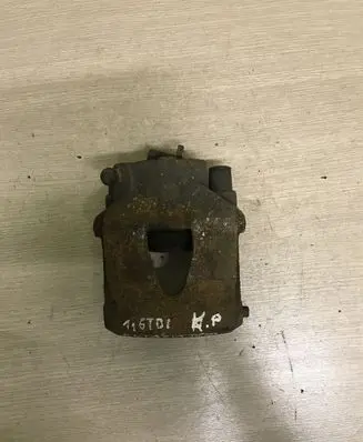 Skoda Octavia Mk2 (1Z) Front brake caliper