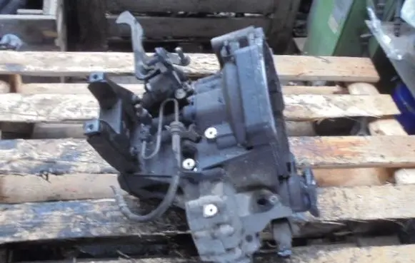 Skoda Fabia Mk2 (5J) Manual 4 speed gearbox JQM