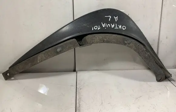 Skoda Octavia Mk2 (1Z) Rear mudguard 1Z0821822A