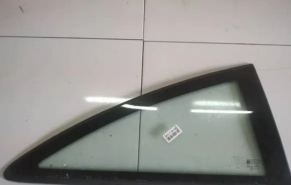 Opel Corsa D Rear side window AS2