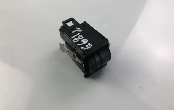 Skoda Octavia Mk2 (1Z) Light switch 1U0941333C01C