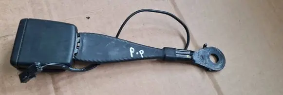 Audi Q3 F3 Front seatbelt buckle 8W0857755A 34170871 C20520