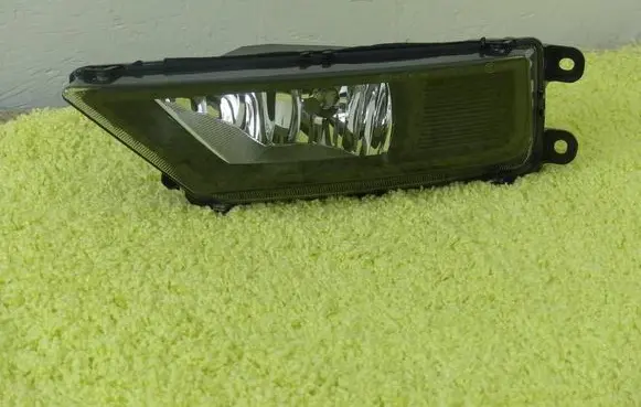 Volkswagen Tiguan Front fog light 5NL941699