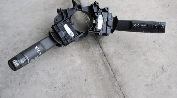 Opel Astra J Tailgate/trunk/boot open switch 