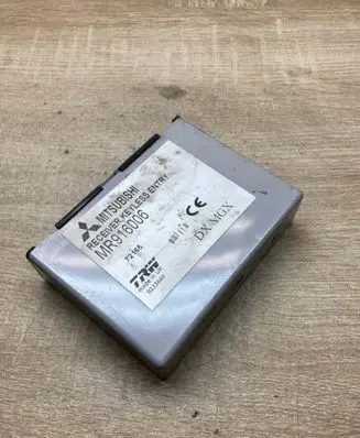 Mitsubishi Space Star Door central lock control unit/module MR916006 72165