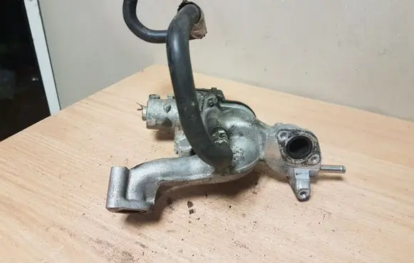 Audi A8 S8 D3 4E EGR valve 057131223D