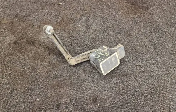 BMW 5 E60 E61 Front height sensor lever 6784700