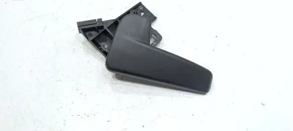Volkswagen PASSAT B8 Engine bonnet (hood) release handle 517823633B