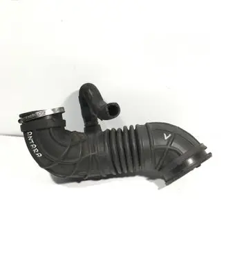 Opel Antara Turbo air intake inlet pipe/hose 20998611