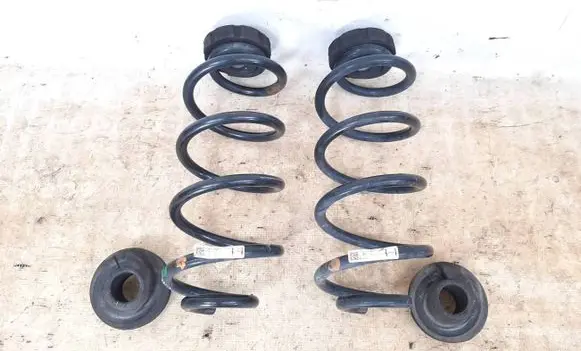 Porsche Macan (95B) Rear coil spring 95B511115M
