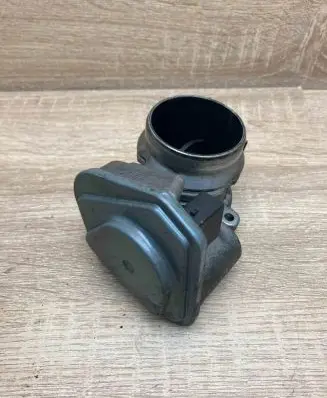 BMW 1 E81 E87 Throttle valve 7804373 780437301