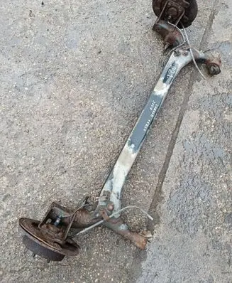 Toyota Corolla Verso AR10 Rear axle beam 