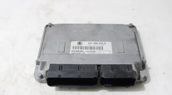 Skoda Fabia Mk1 (6Y) Engine control unit/module ECU 047906033D