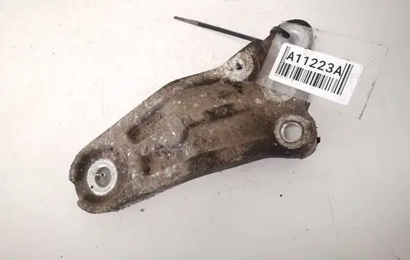 KIA Ceed Engine mounting bracket 