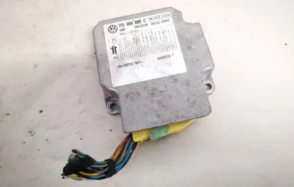 Volkswagen Touran I Airbag control unit/module 1t0909605c 5wk43518