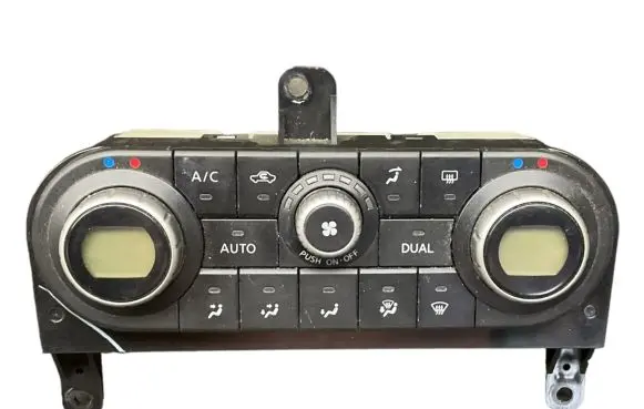 Nissan Qashqai Climate control unit 27500BR45D
