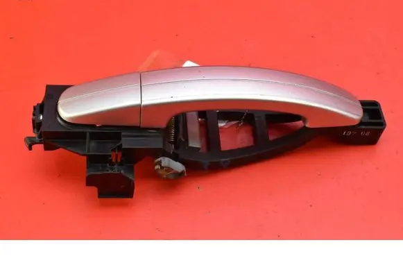 Ford Focus C-MAX Front door exterior handle 3M51-R224A37-AE