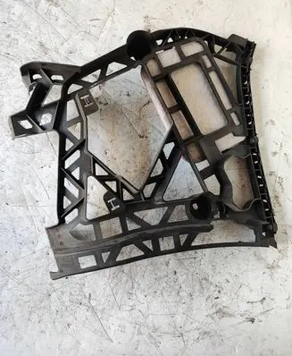 Mercedes-Benz GL X166 Bumper support mounting bracket corner 1668800812
